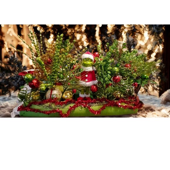 Mr. Grinch Holiday Centerpiece - Picture 3 of 5